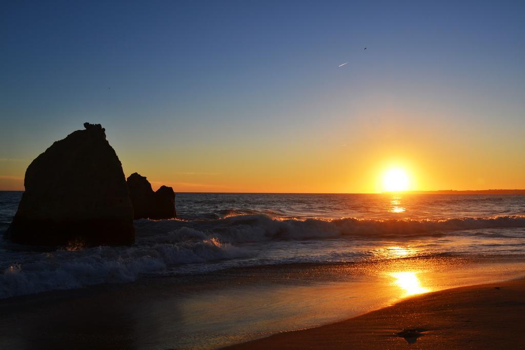 Ria Hostel Alvor ปอร์ติเมา ภายนอก รูปภาพ