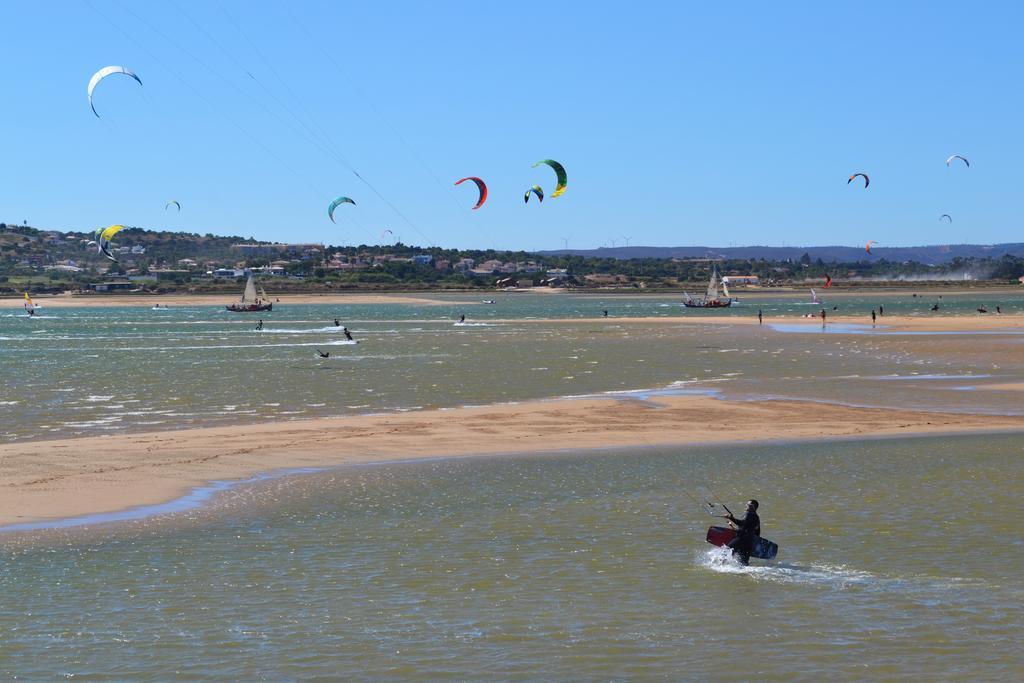Ria Hostel Alvor ปอร์ติเมา ภายนอก รูปภาพ