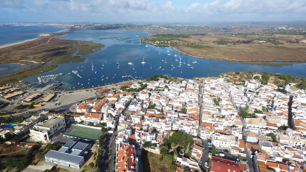 Ria Hostel Alvor ปอร์ติเมา ภายนอก รูปภาพ