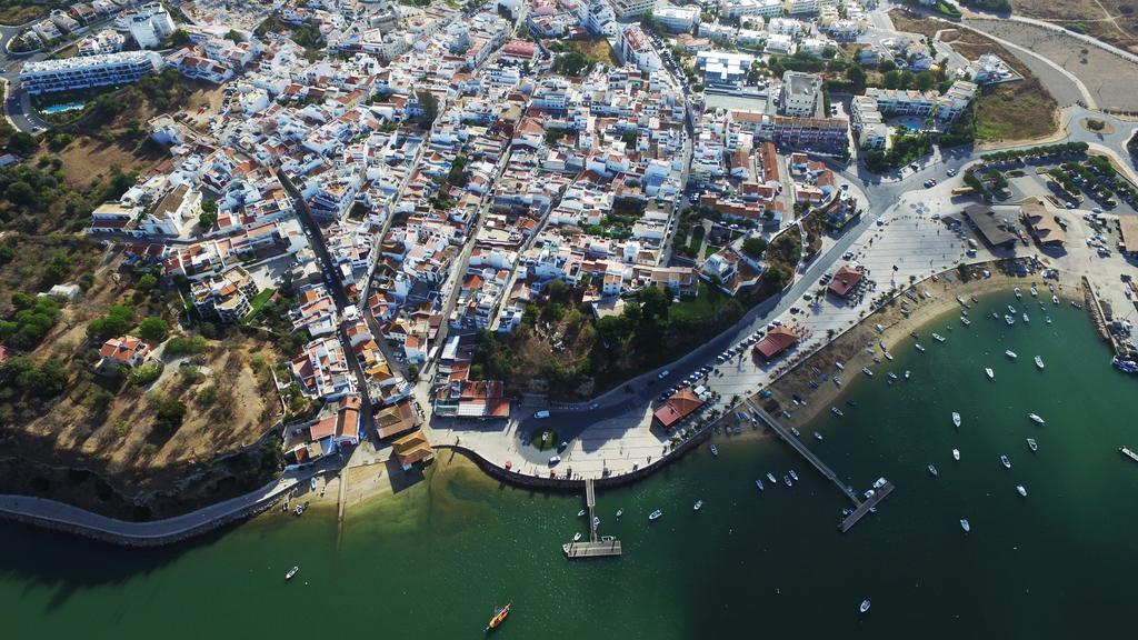 Ria Hostel Alvor ปอร์ติเมา ภายนอก รูปภาพ