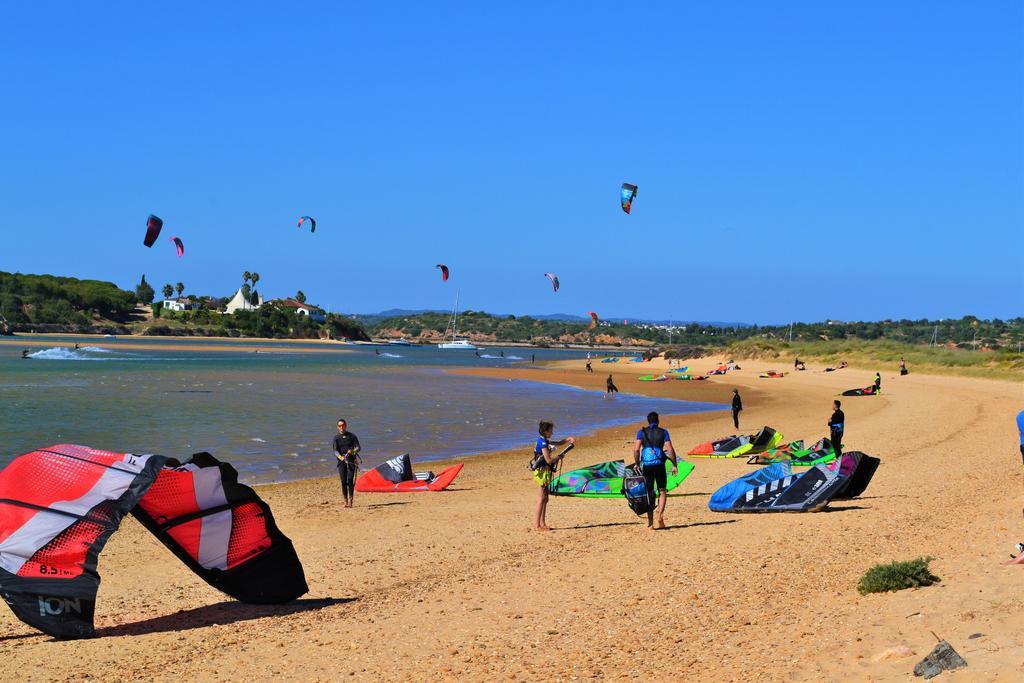 Ria Hostel Alvor ปอร์ติเมา ภายนอก รูปภาพ