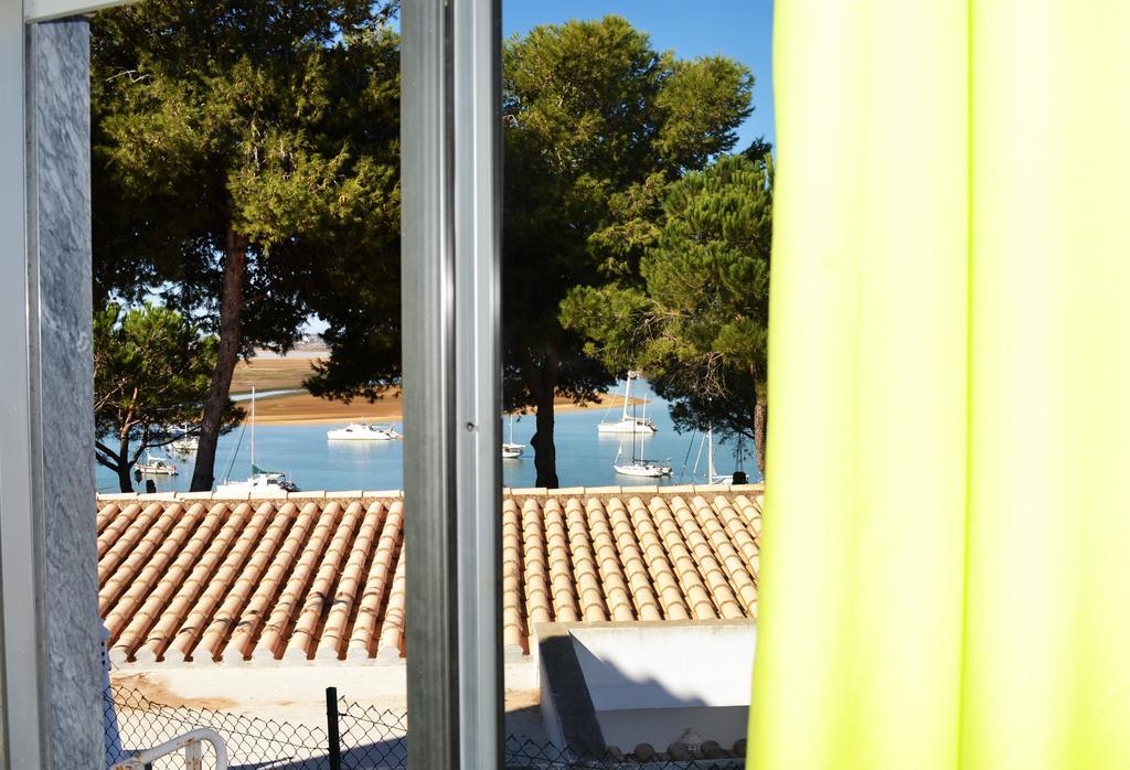 Ria Hostel Alvor ปอร์ติเมา ภายนอก รูปภาพ