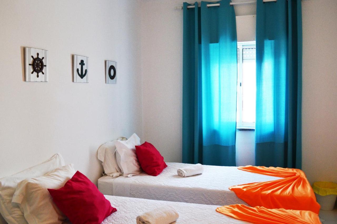 Ria Hostel Alvor ปอร์ติเมา ภายนอก รูปภาพ